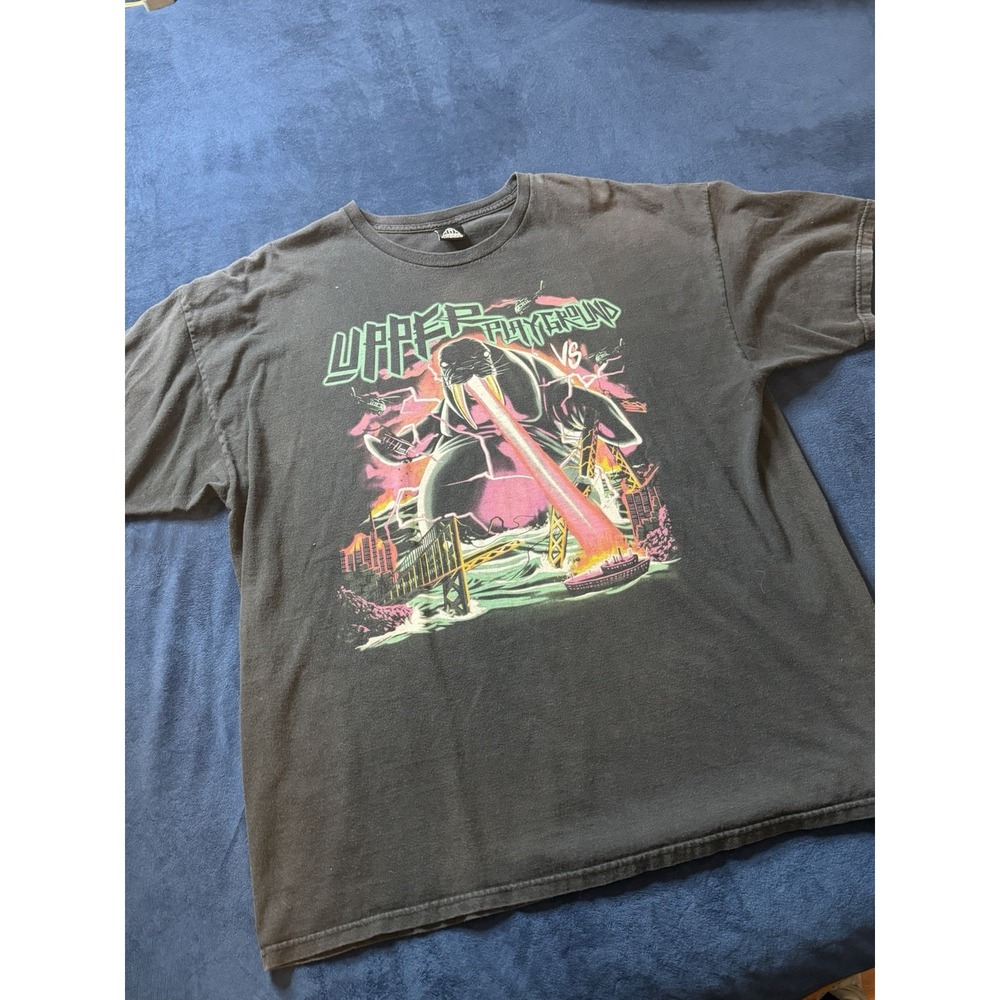 Upper Playground vs SF Munk One Walrus Graphic Tee Black Neon Mens 2XL